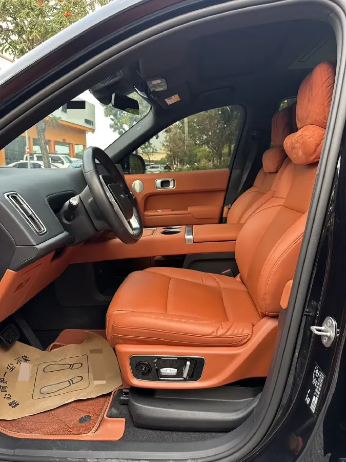 2023 Li L8 Range Extended 154HP REEV 40.9KWH,autocango,china used car exporter,china ev exporter,chinese used car exporter,chinese used ev exporter