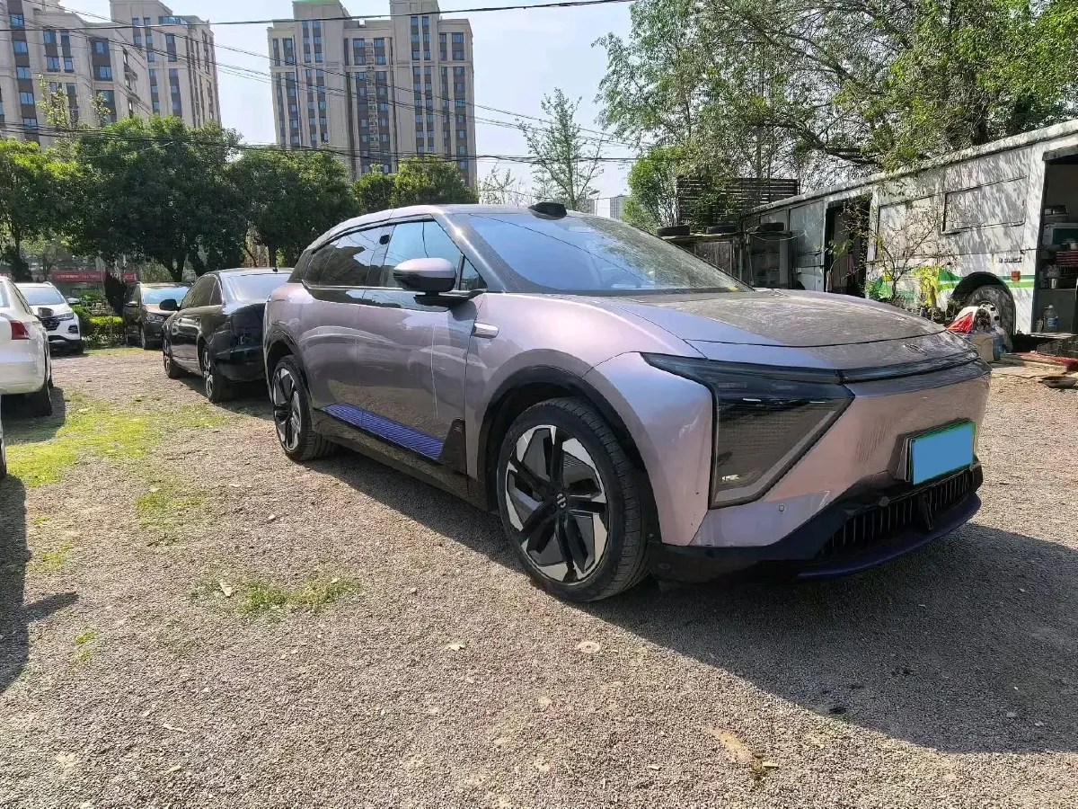 2023 HiPhi Y BEV 76.6KWH,autocango,china used car exporter,china ev exporter,chinese used car exporter,chinese used ev exporter
