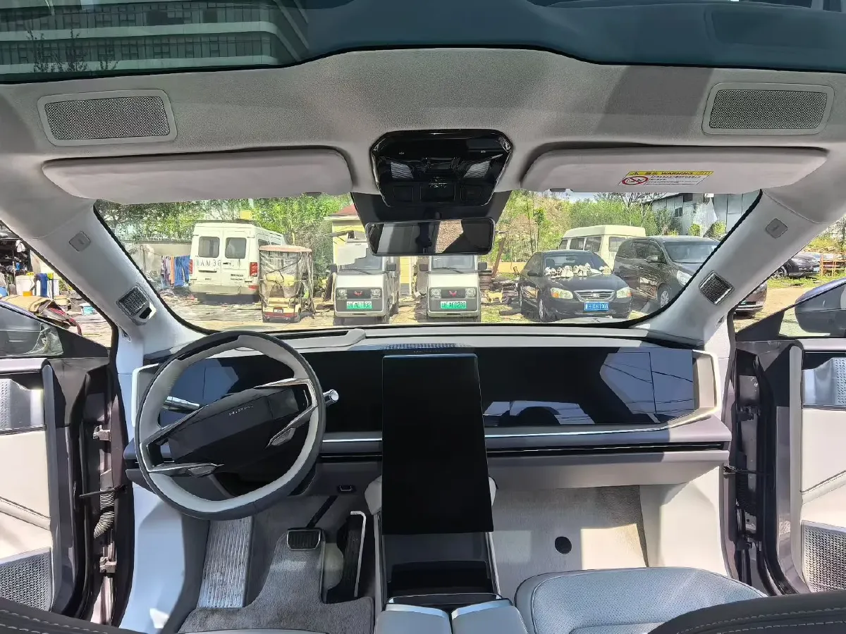 2023 HiPhi Y BEV 76.6KWH,autocango,china used car exporter,china ev exporter,chinese used car exporter,chinese used ev exporter