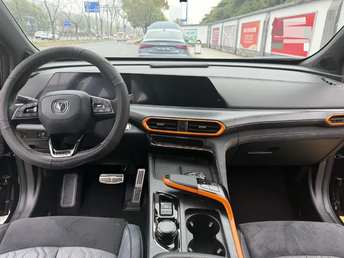 2022 ChangAn UNI-T 2.0T 233HP L4 8AT,autocango,china used car exporter,china ev exporter,chinese used car exporter,chinese used ev exporter