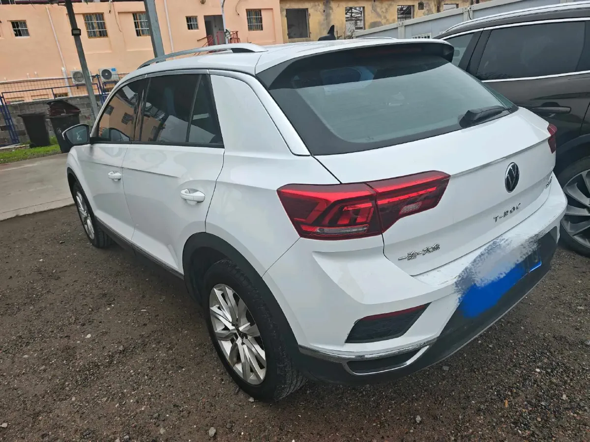2022 Volkswagen T-Roc 1.4T 150HP L4 7DCT,autocango,china used car exporter,china ev exporter,chinese used car exporter,chinese used ev exporter