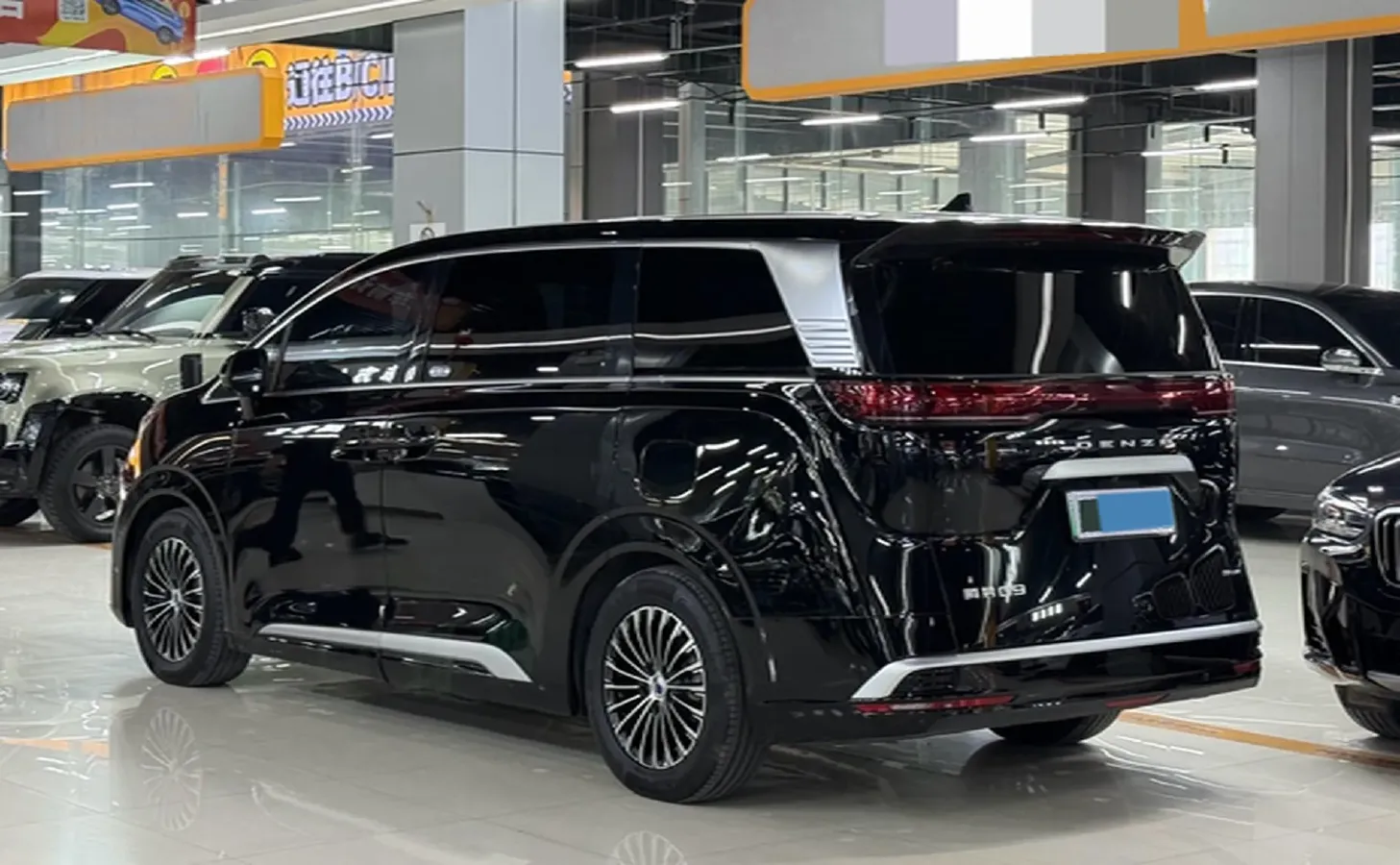 2024 Denza D9 1.5T 139HP L4 E-CVT PHEV 40KWH,autocango,china used car exporter,china ev exporter,chinese used car exporter,chinese used ev exporter