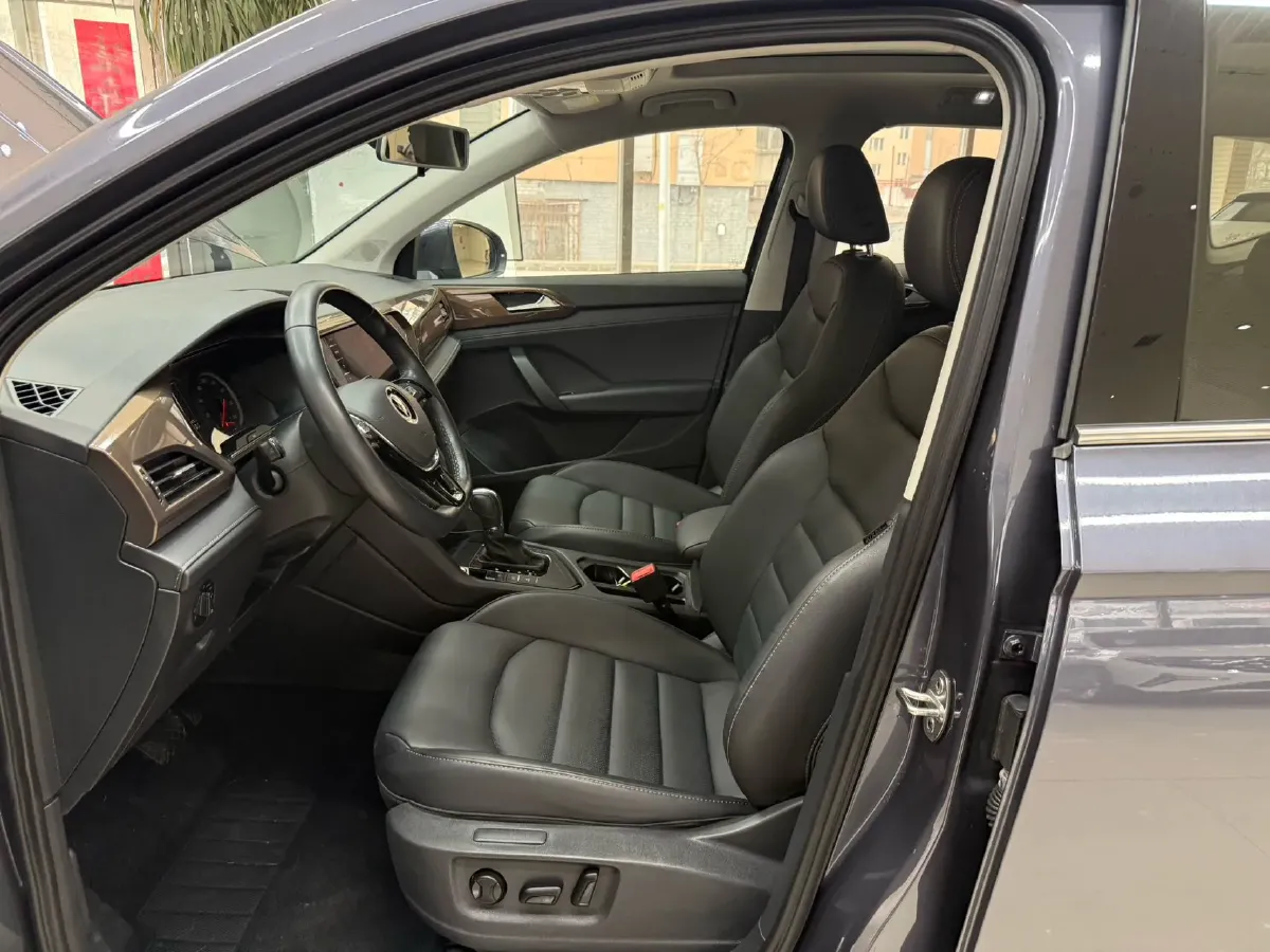 2021 Volkswagen Tharu 1.4T 150HP L4 7DCT,autocango,china used car exporter,china ev exporter,chinese used car exporter,chinese used ev exporter