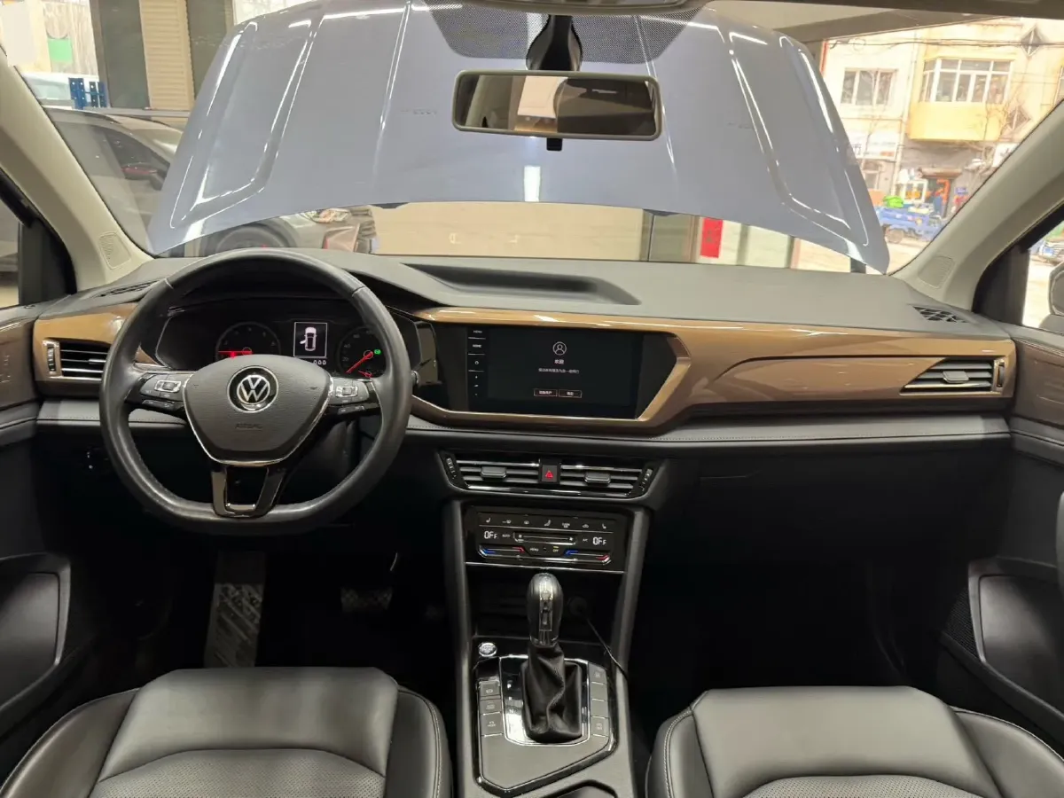 2021 Volkswagen Tharu 1.4T 150HP L4 7DCT,autocango,china used car exporter,china ev exporter,chinese used car exporter,chinese used ev exporter