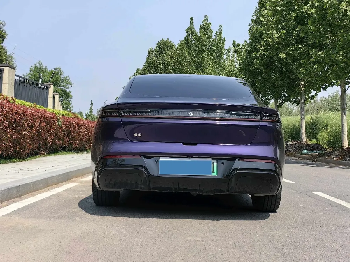 2024 DongFeng eπ eπ007 REEV 105HP REEV 28.4KWH,autocango,china used car exporter,china ev exporter,chinese used car exporter,chinese used ev exporter