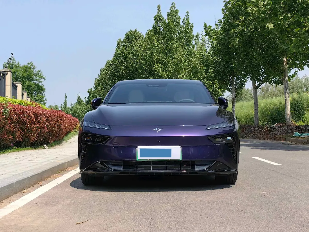 2024 DongFeng eπ eπ007 REEV 105HP REEV 28.4KWH,autocango,china used car exporter,china ev exporter,chinese used car exporter,chinese used ev exporter