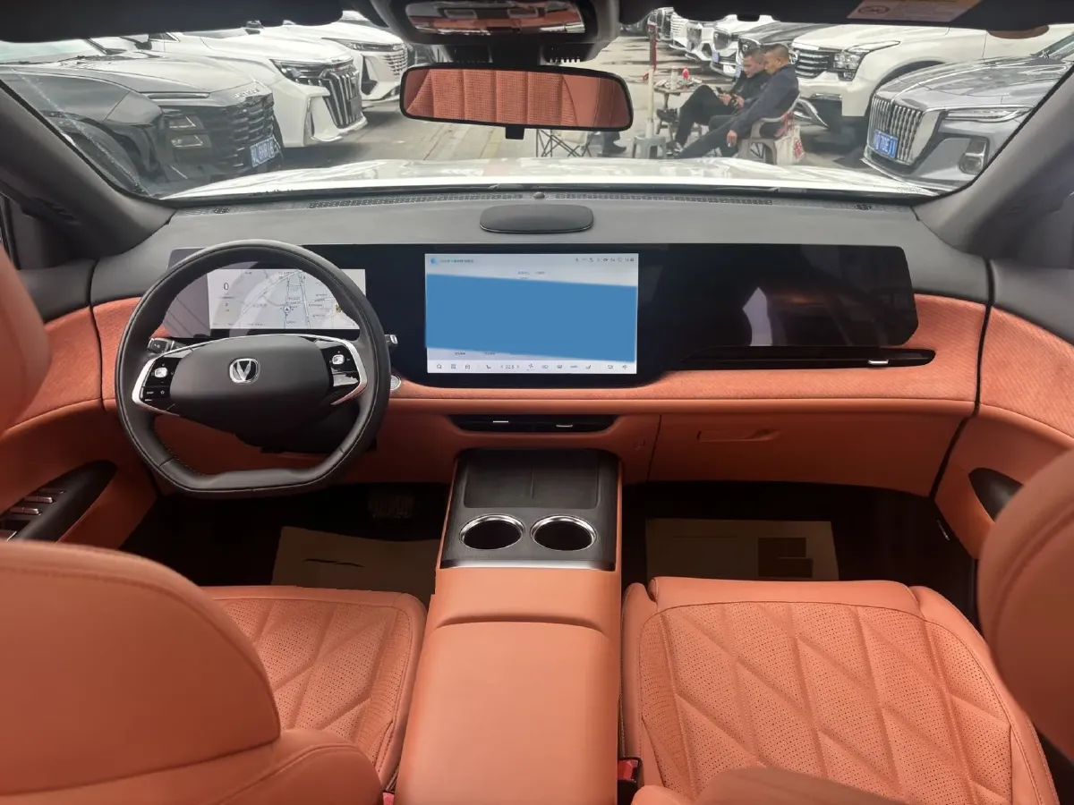 2025 ChangAn CS75 Plus 1.5T 192HP L4 8AT,autocango,china used car exporter,china ev exporter,chinese used car exporter,chinese used ev exporter