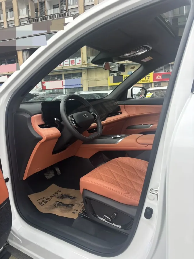 2025 ChangAn CS75 Plus 1.5T 192HP L4 8AT,autocango,china used car exporter,china ev exporter,chinese used car exporter,chinese used ev exporter