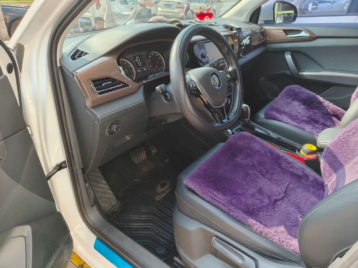 2020 Volkswagen Tharu 1.4T 150HP L4 7DCT,autocango,china used car exporter,china ev exporter,chinese used car exporter,chinese used ev exporter