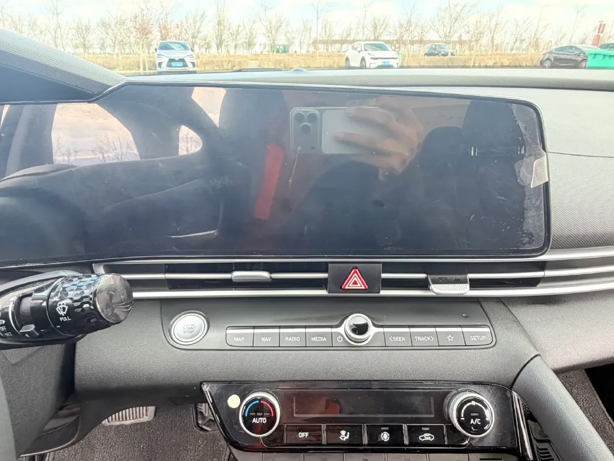 2023 Hyundai Elantra 1.5L 115HP L4 CVT,autocango,china used car exporter,china ev exporter,chinese used car exporter,chinese used ev exporter