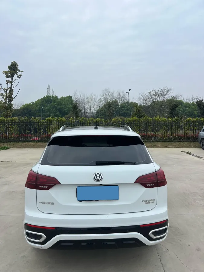 2019 Mercedes-Benz GLA Class 1.6T 156HP L4 7DCT,autocango,china used car exporter,china ev exporter,chinese used car exporter,chinese used ev exporter