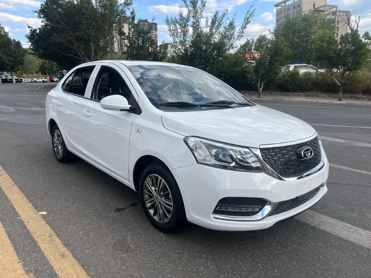 2018 KaiYi E3 1.5L 109HP L4 5MT,autocango,china used car exporter,china ev exporter,chinese used car exporter,chinese used ev exporter