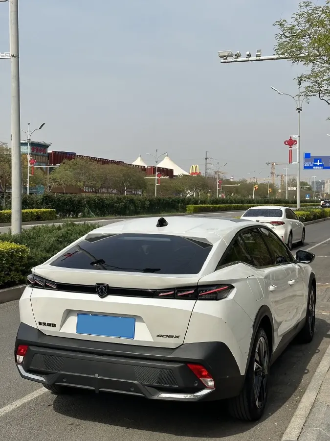 2023 Peugeot 408X 1.6T 175HP L4 8AT,autocango,china used car exporter,china ev exporter,chinese used car exporter,chinese used ev exporter