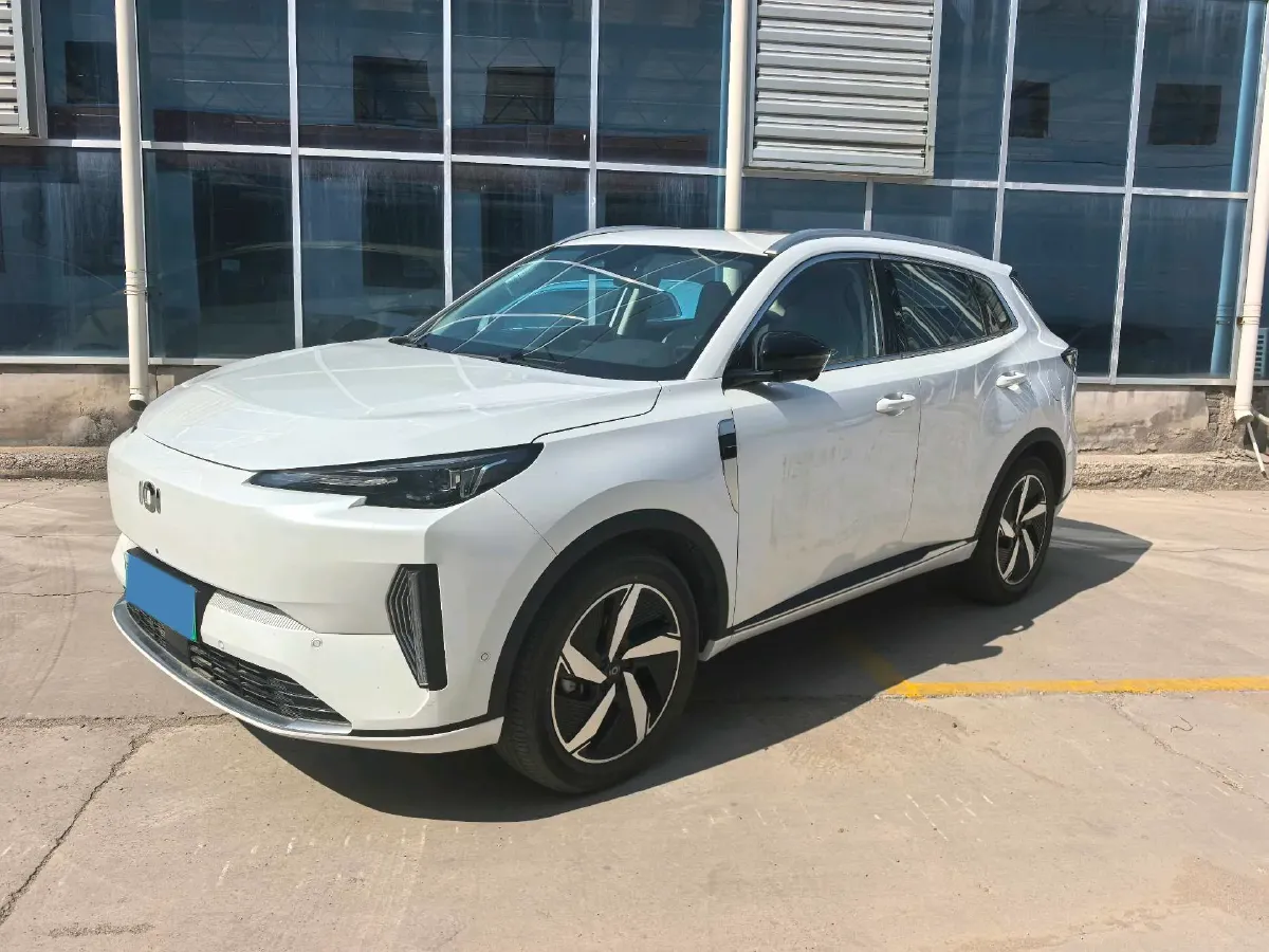 2023 Venucia VX6 BEV 62KWH,autocango,china used car exporter,china ev exporter,chinese used car exporter,chinese used ev exporter