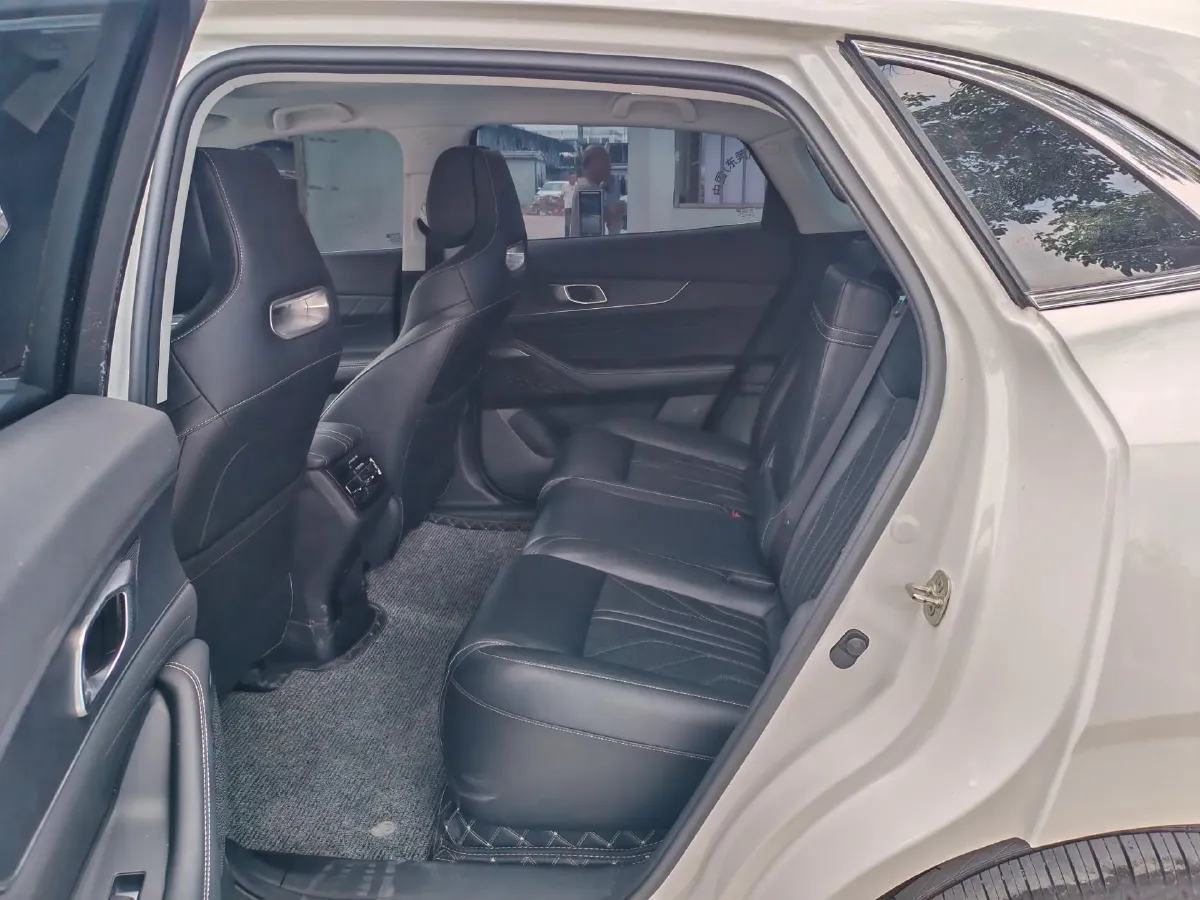 2024 ChangAn UNI-K 2.0T 233HP L4 8AT,autocango,china used car exporter,china ev exporter,chinese used car exporter,chinese used ev exporter