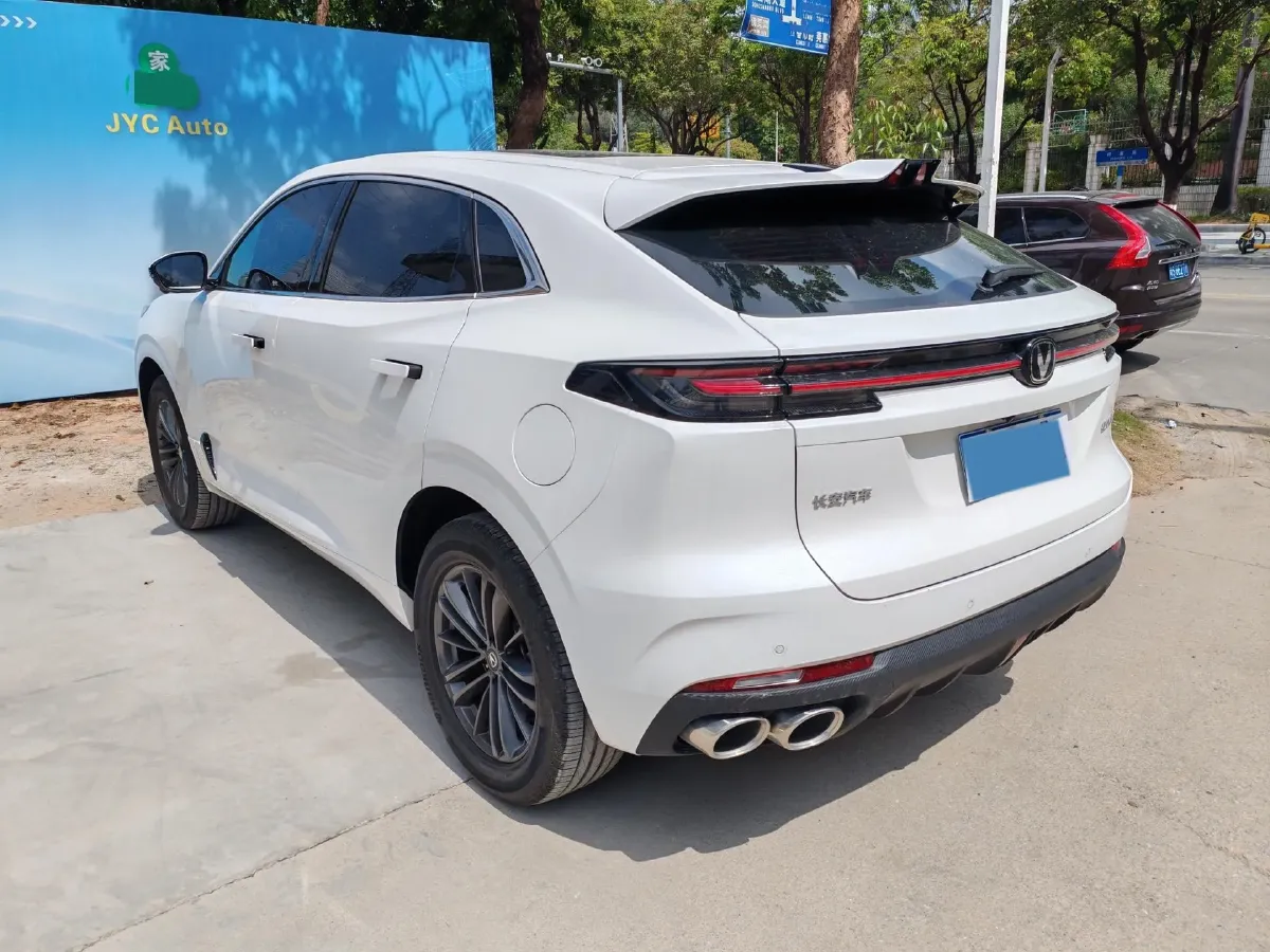 2024 ChangAn UNI-K 2.0T 233HP L4 8AT,autocango,china used car exporter,china ev exporter,chinese used car exporter,chinese used ev exporter