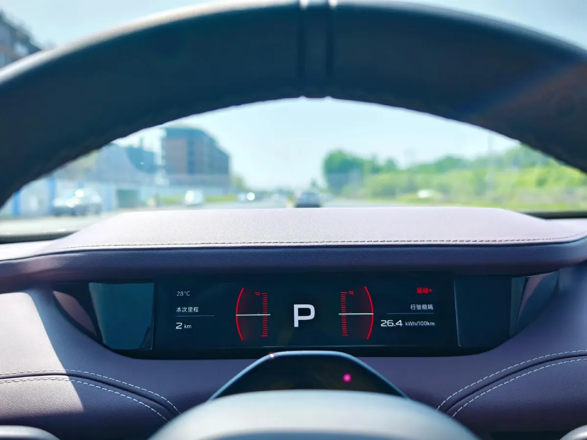 2024 MI SU7 BEV 101KWH,autocango,china used car exporter,china ev exporter,chinese used car exporter,chinese used ev exporter