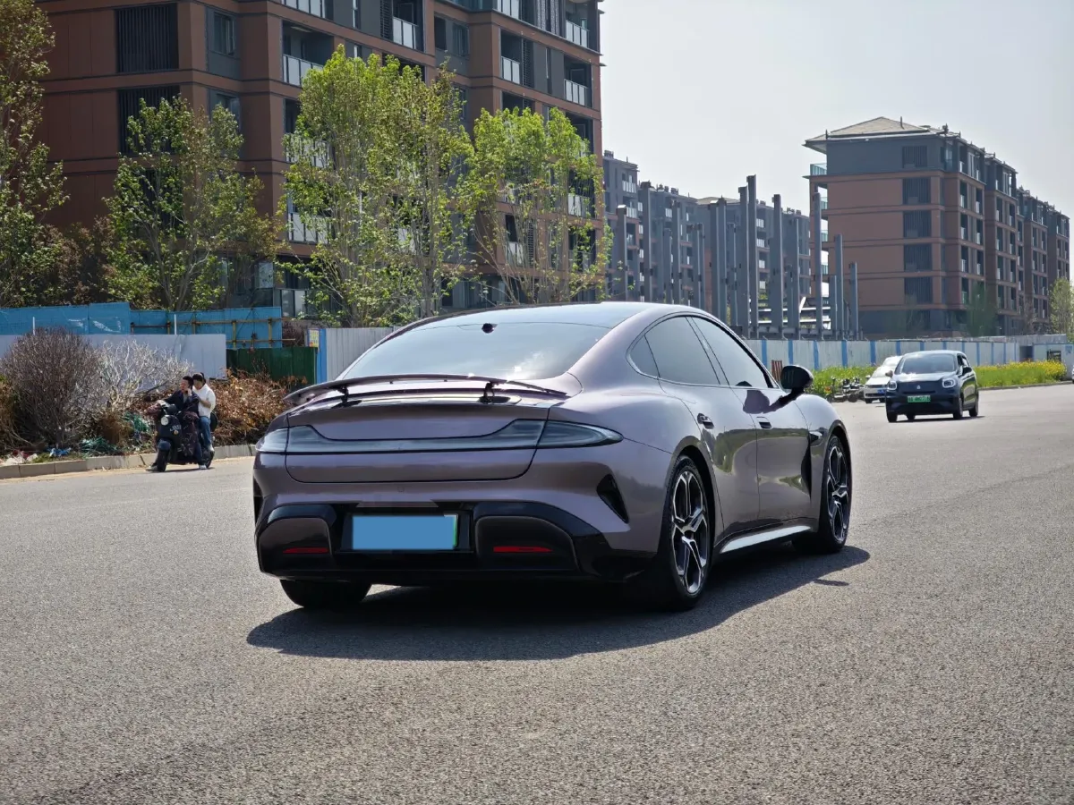 2024 MI SU7 BEV 101KWH,autocango,china used car exporter,china ev exporter,chinese used car exporter,chinese used ev exporter