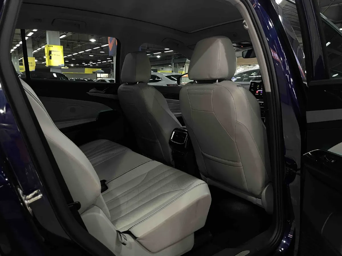 2021 Volkswagen ID.6 X BEV 83.4KWH,autocango,china used car exporter,china ev exporter,chinese used car exporter,chinese used ev exporter