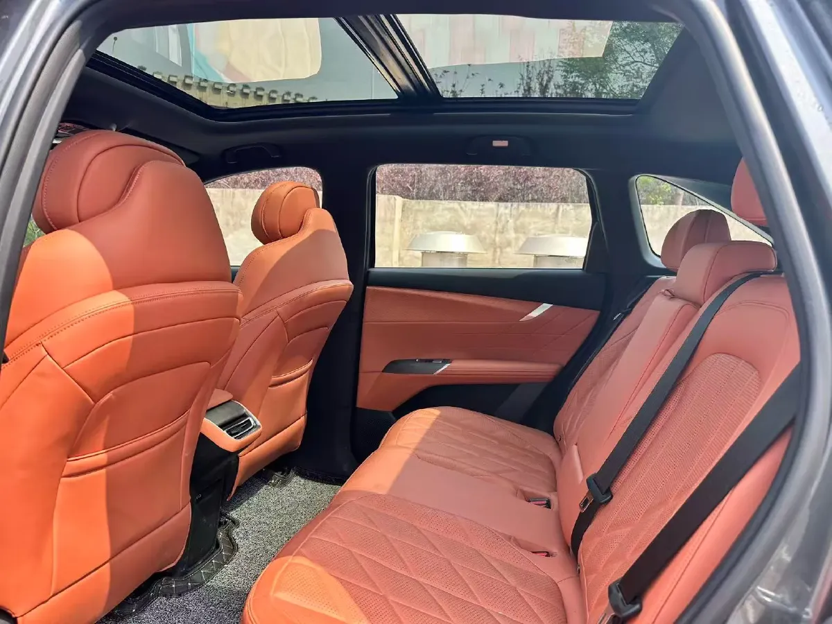 2025 ChangAn CS75 Plus 2.0T 233HP L4 8AT,autocango,china used car exporter,china ev exporter,chinese used car exporter,chinese used ev exporter