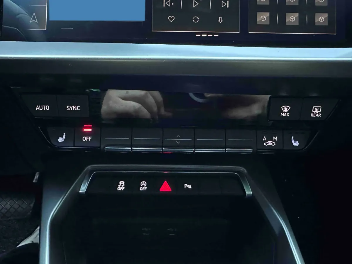 2022 Audi A3 1.4T 150HP L4 7DCT,autocango,china used car exporter,china ev exporter,chinese used car exporter,chinese used ev exporter