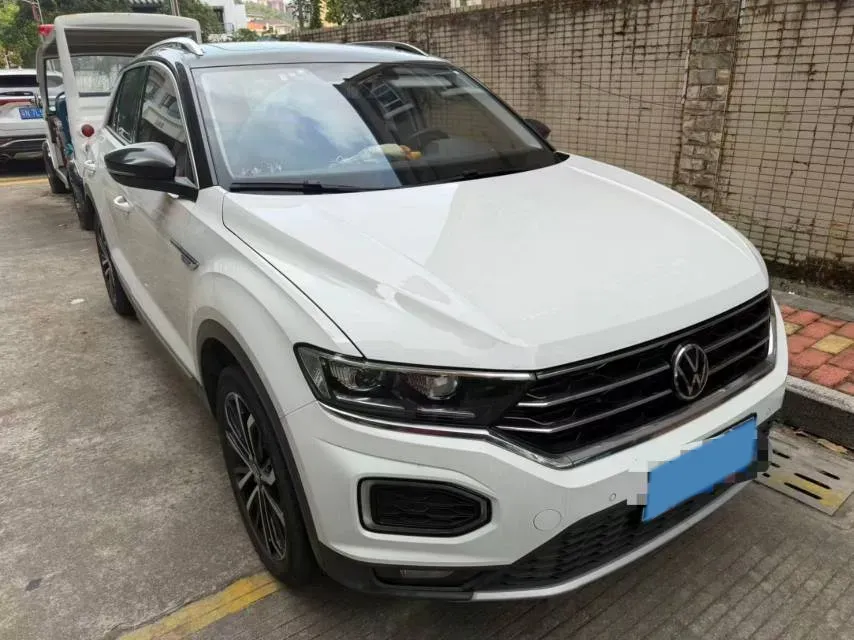 2021 Volkswagen T-Roc 1.4T 150HP L4 7DCT,autocango,china used car exporter,china ev exporter,chinese used car exporter,chinese used ev exporter