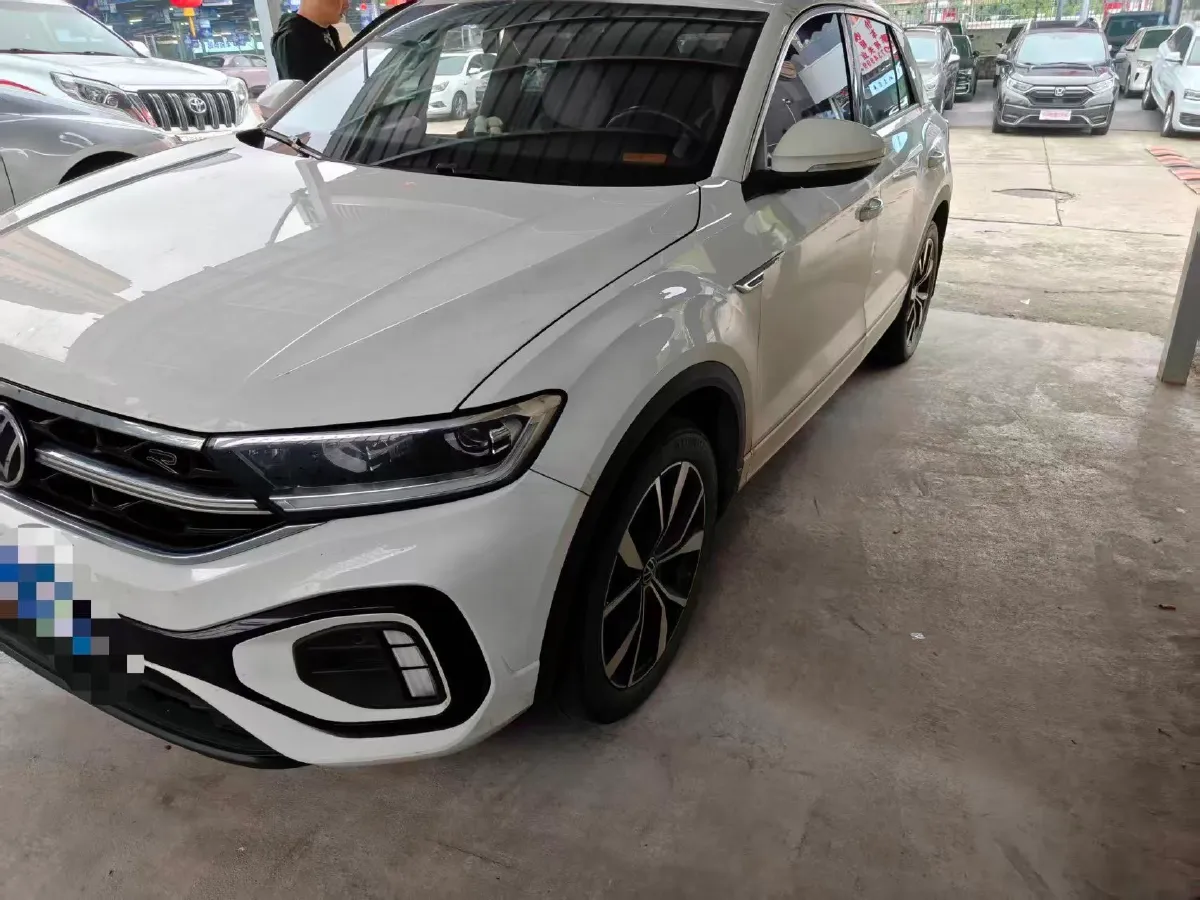 2023 Volkswagen T-Roc 1.5T 160HP L4 7DCT,autocango,china used car exporter,china ev exporter,chinese used car exporter,chinese used ev exporter