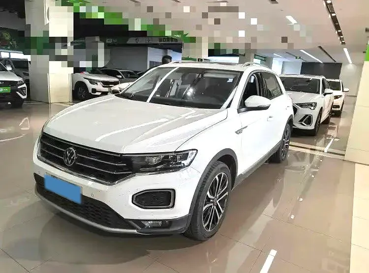 2023 Volkswagen T-Roc 1.5T 160HP L4 7DCT,autocango,china used car exporter,china ev exporter,chinese used car exporter,chinese used ev exporter