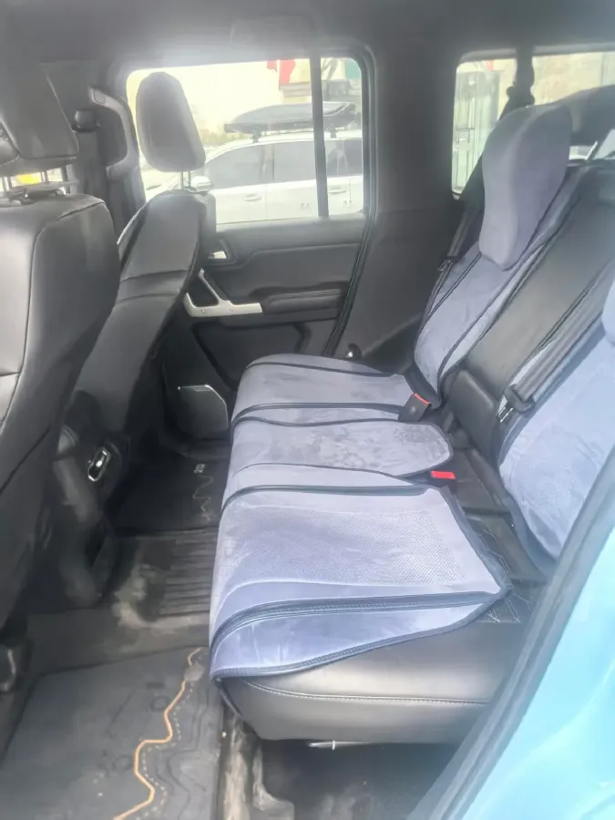 2025 212 212 T01 2.0T 252HP L4 8AT,autocango,china used car exporter,china ev exporter,chinese used car exporter,chinese used ev exporter