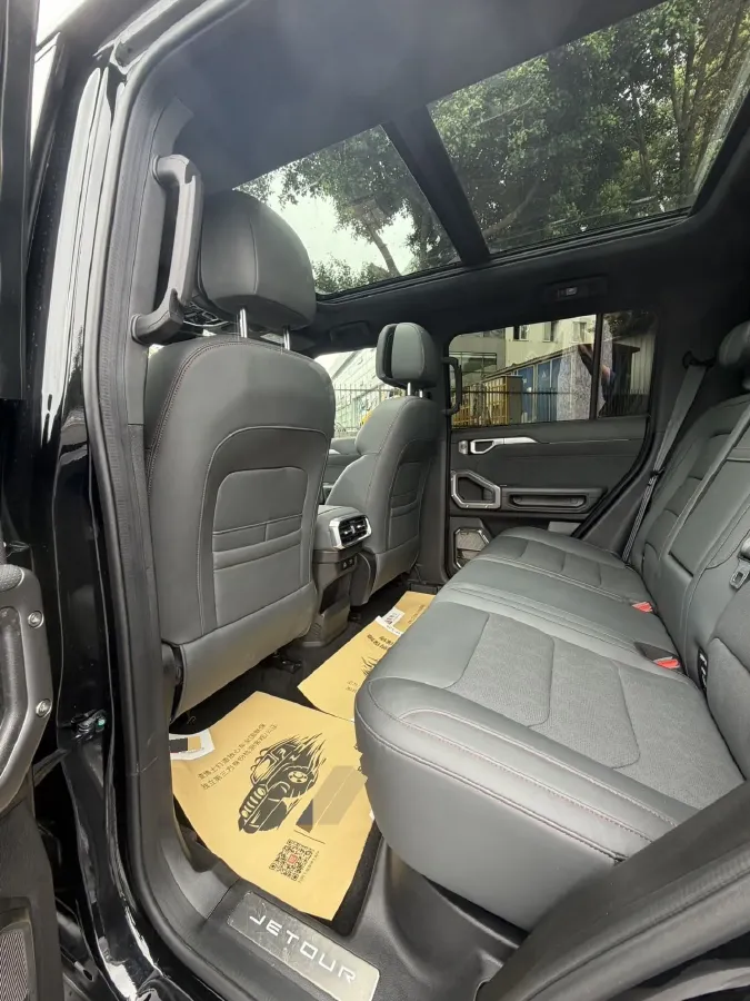 2023 Jetour Traveller 2.0T 254HP L4 8AT,autocango,china used car exporter,china ev exporter,chinese used car exporter,chinese used ev exporter