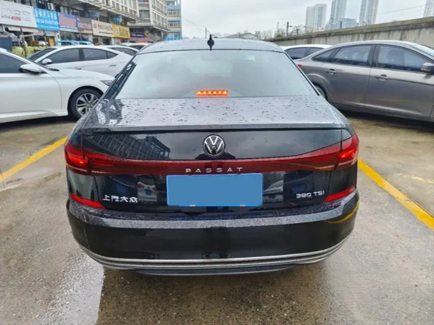 2024 Volkswagen Passat 2.0T 220HP L4 7DCT,autocango,china used car exporter,china ev exporter,chinese used car exporter,chinese used ev exporter