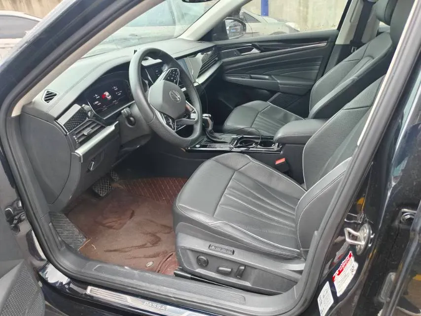 2024 Volkswagen Passat 2.0T 220HP L4 7DCT,autocango,china used car exporter,china ev exporter,chinese used car exporter,chinese used ev exporter