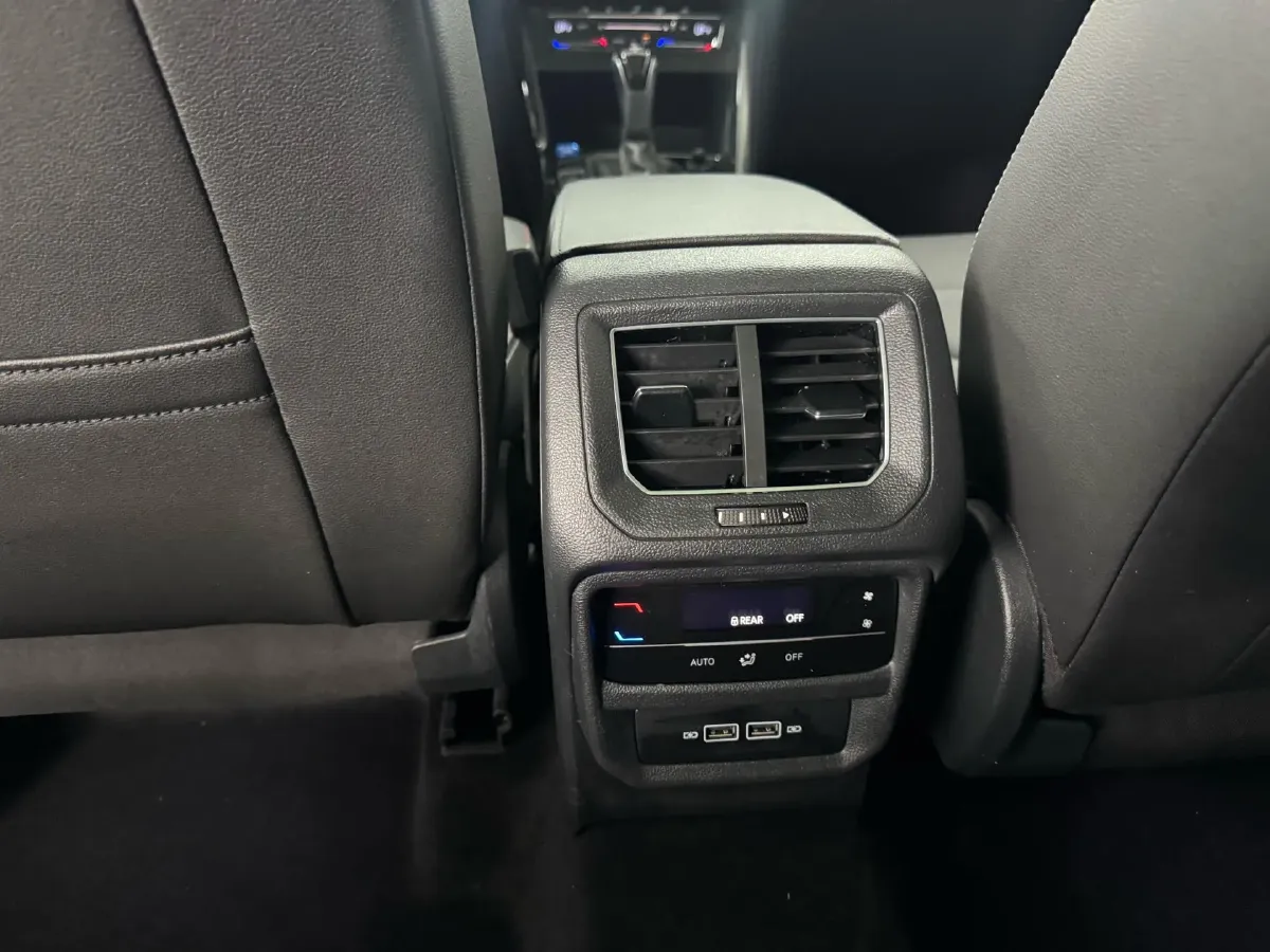 2022 Volkswagen Tayron 1.4T 150HP L4 7DCT,autocango,china used car exporter,china ev exporter,chinese used car exporter,chinese used ev exporter