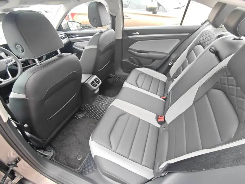 2023 Volkswagen Bora 1.5T 160HP L4 7DCT,autocango,china used car exporter,china ev exporter,chinese used car exporter,chinese used ev exporter