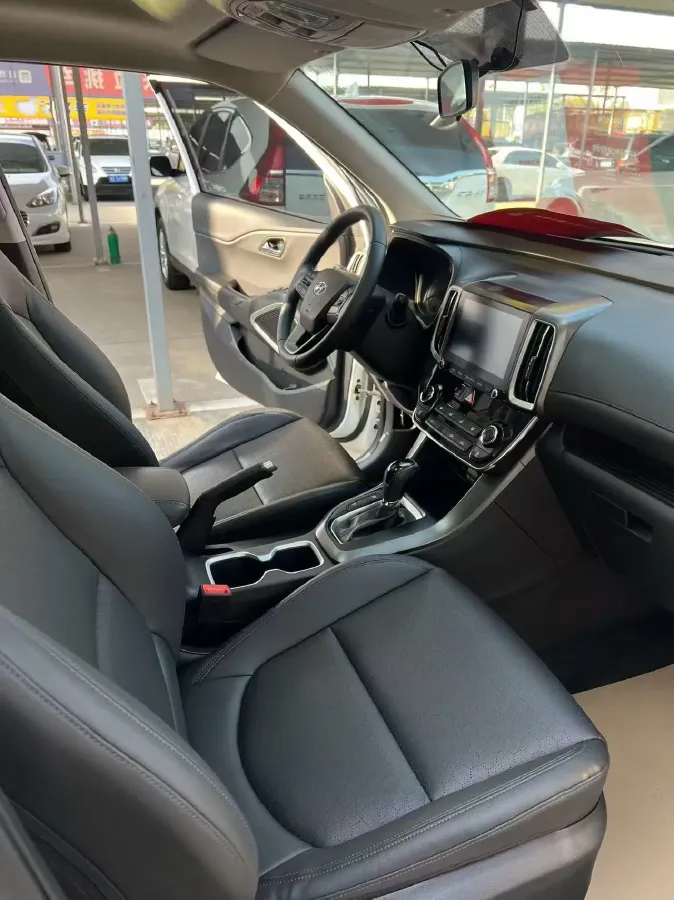 2018 Hyundai ix35 2.0L 160HP L4 6AT,autocango,china used car exporter,china ev exporter,chinese used car exporter,chinese used ev exporter