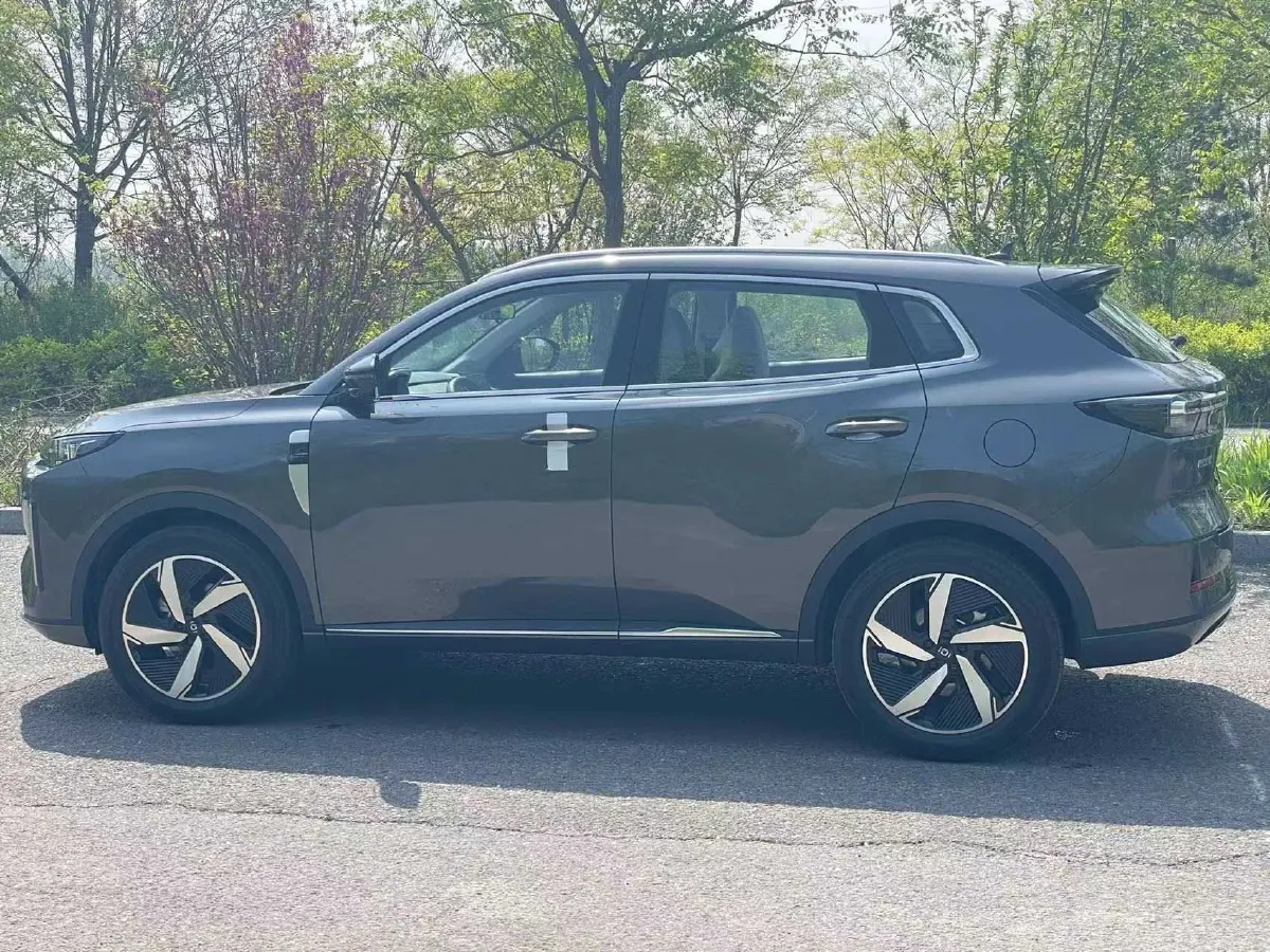 2023 Venucia Grand V DD-i 1.5T 163HP L4 E-CVT PHEV 18.4KWH,autocango,china used car exporter,china ev exporter,chinese used car exporter,chinese used ev exporter