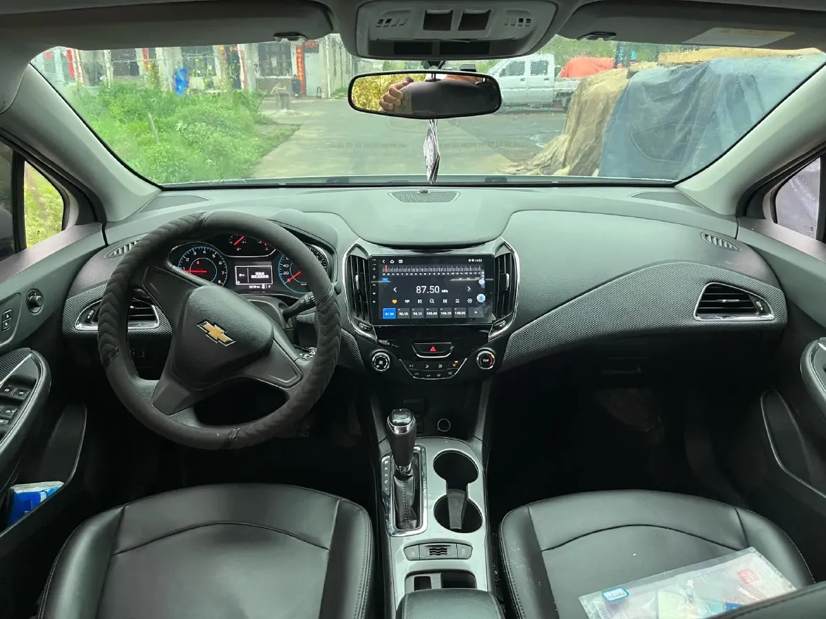 2018 Chevrolet Cruze 1.5L 114HP L4 6AT,autocango,china used car exporter,china ev exporter,chinese used car exporter,chinese used ev exporter