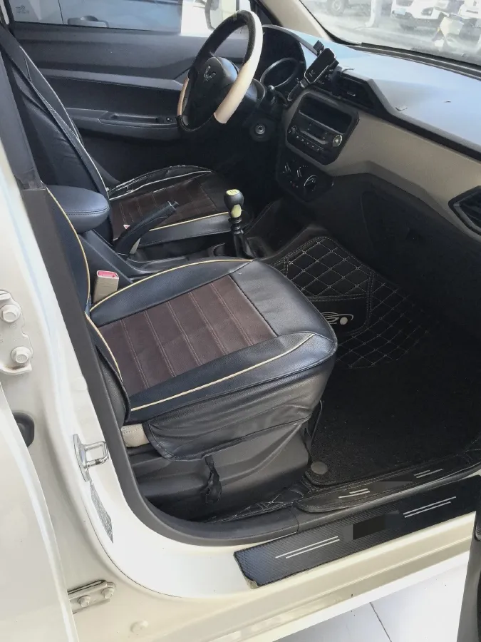 2019 WuLing HongGuang 1.5L 99HP L4 6MT,autocango,china used car exporter,china ev exporter,chinese used car exporter,chinese used ev exporter