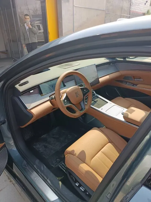 2025 BYD HanL BEV,autocango,china used car exporter,china ev exporter,chinese used car exporter,chinese used ev exporter