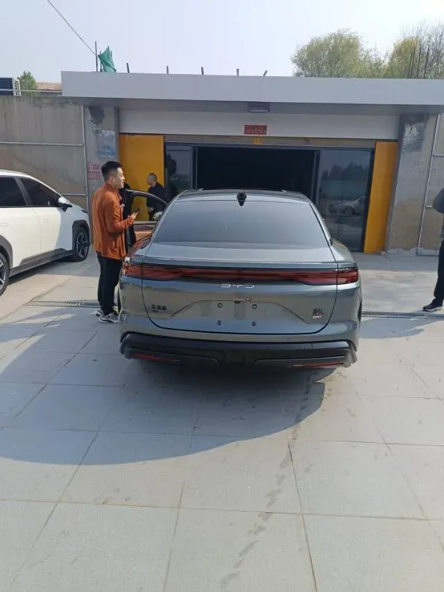 2025 BYD HanL BEV,autocango,china used car exporter,china ev exporter,chinese used car exporter,chinese used ev exporter