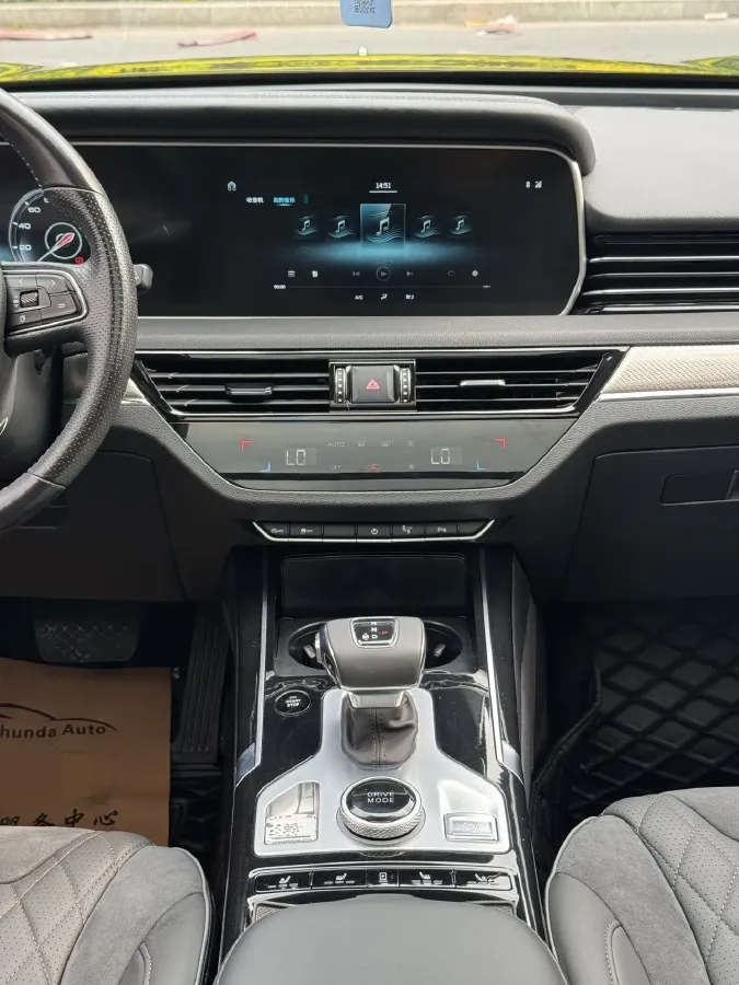 2019 HongQi HS5 2.0T 224HP L4 6AT,autocango,china used car exporter,china ev exporter,chinese used car exporter,chinese used ev exporter