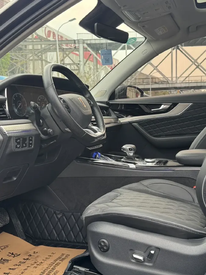 2019 HongQi HS5 2.0T 224HP L4 6AT,autocango,china used car exporter,china ev exporter,chinese used car exporter,chinese used ev exporter