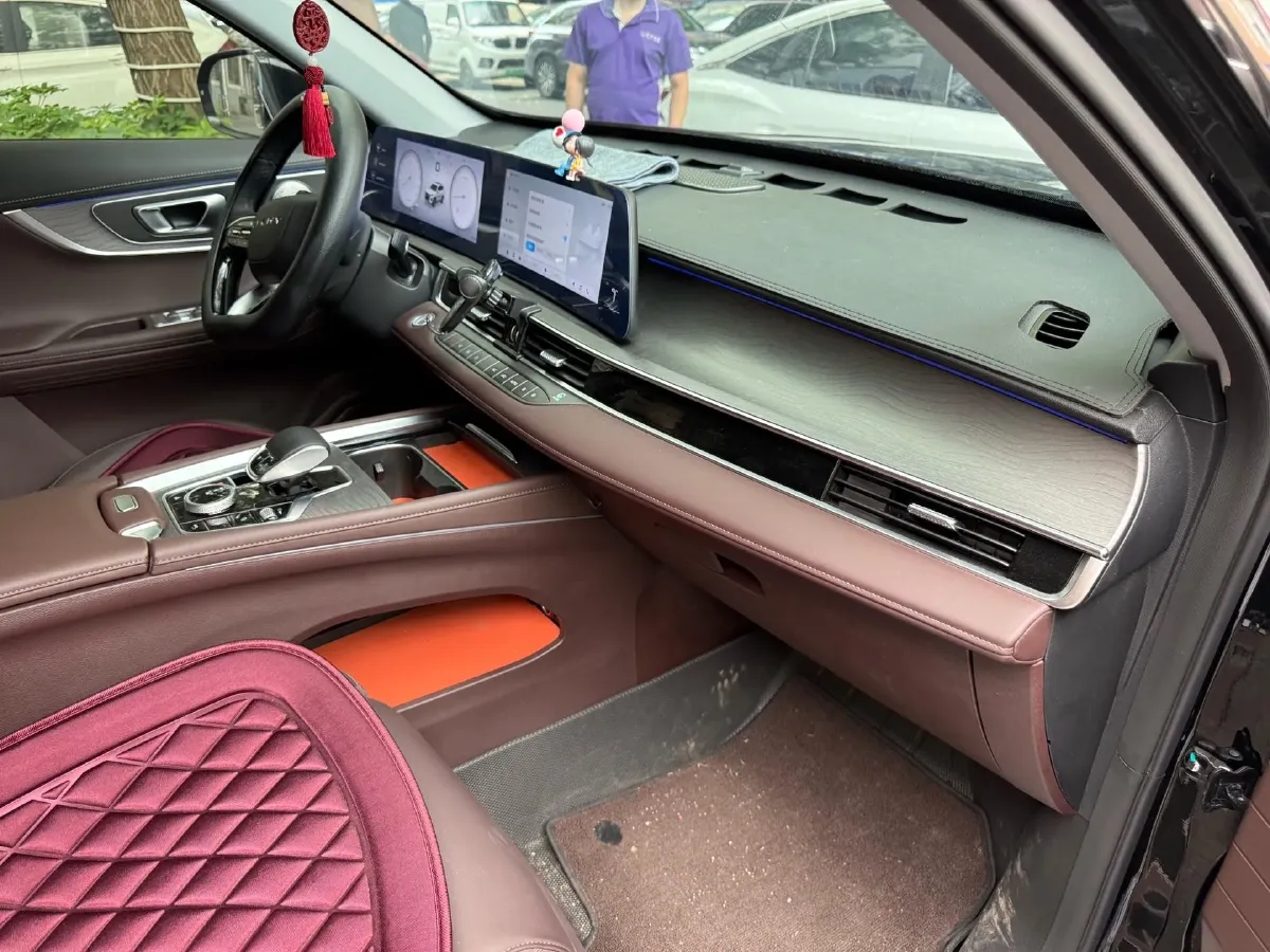 2025 Chery Tiggo 8 PRO 2.0T 254HP L4 7DCT,autocango,china used car exporter,china ev exporter,chinese used car exporter,chinese used ev exporter