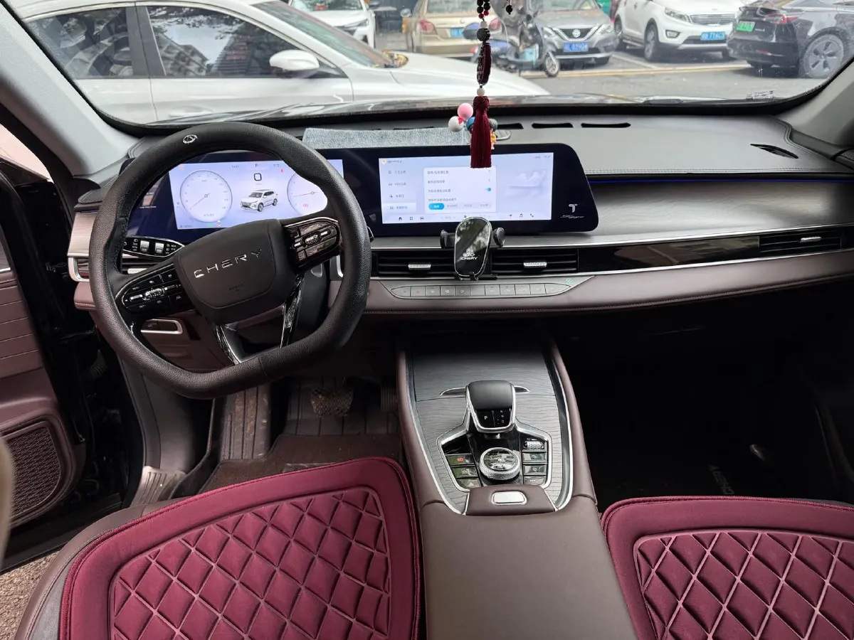 2025 Chery Tiggo 8 PRO 2.0T 254HP L4 7DCT,autocango,china used car exporter,china ev exporter,chinese used car exporter,chinese used ev exporter