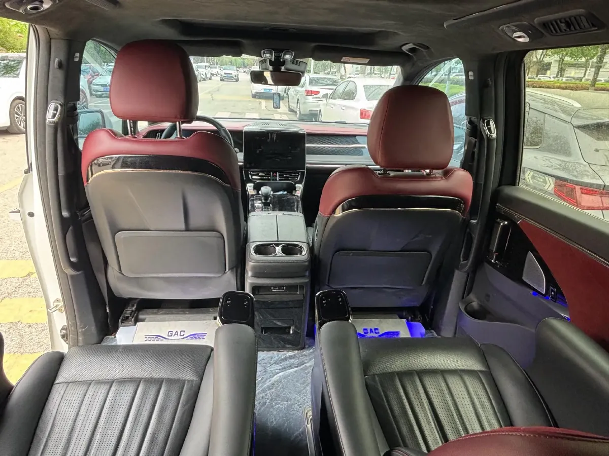 2023 GAC Trumpchi M8 2.0T 252HP L4 8AT,autocango,china used car exporter,china ev exporter,chinese used car exporter,chinese used ev exporter