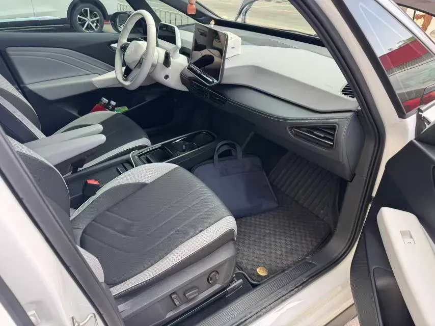 2025 Volkswagen ID.3 BEV 52.8KWH,autocango,china used car exporter,china ev exporter,chinese used car exporter,chinese used ev exporter