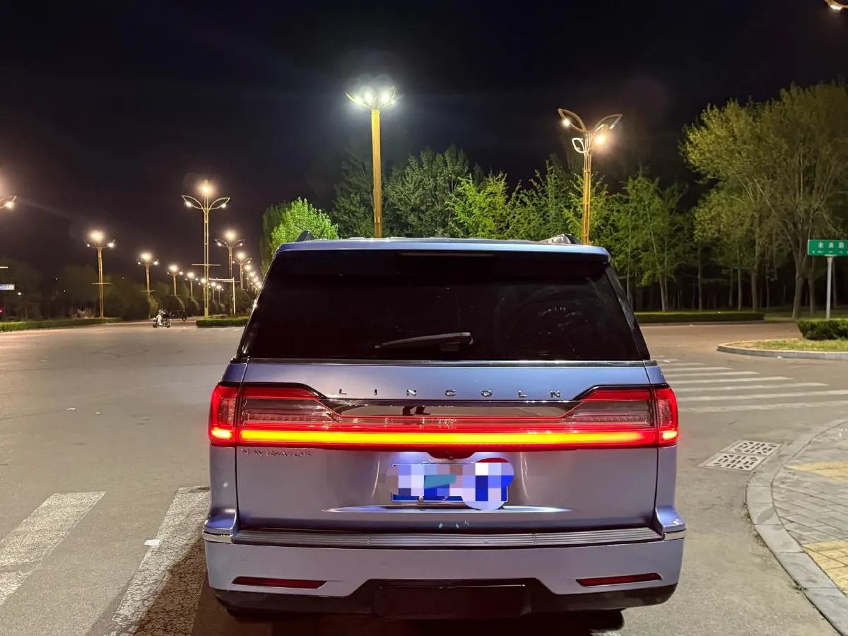 2018 Lincoln Navigator 3.5T 415HP V6 10AT,autocango,china used car exporter,china ev exporter,chinese used car exporter,chinese used ev exporter