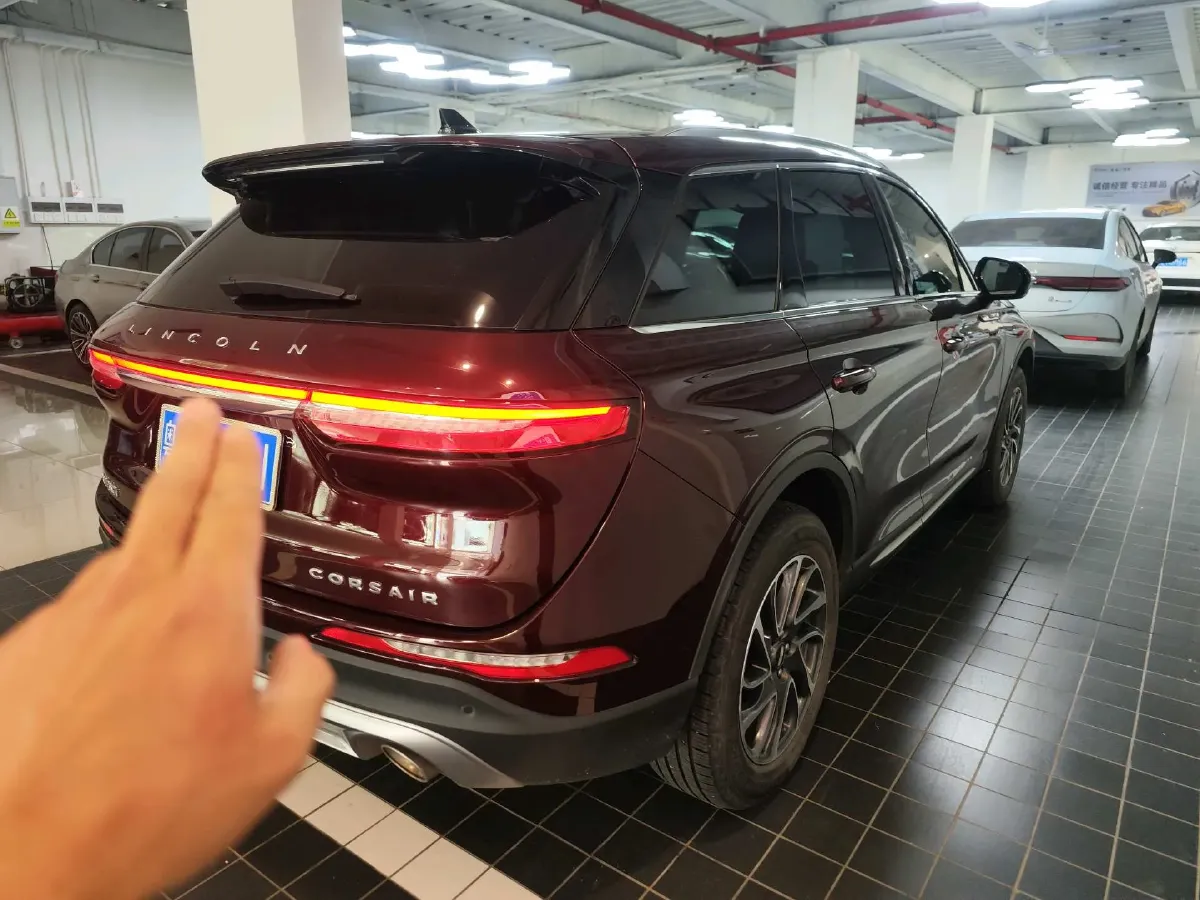 2022 Lincoln Corsair 2.0T 245HP L4 8AT,autocango,china used car exporter,china ev exporter,chinese used car exporter,chinese used ev exporter