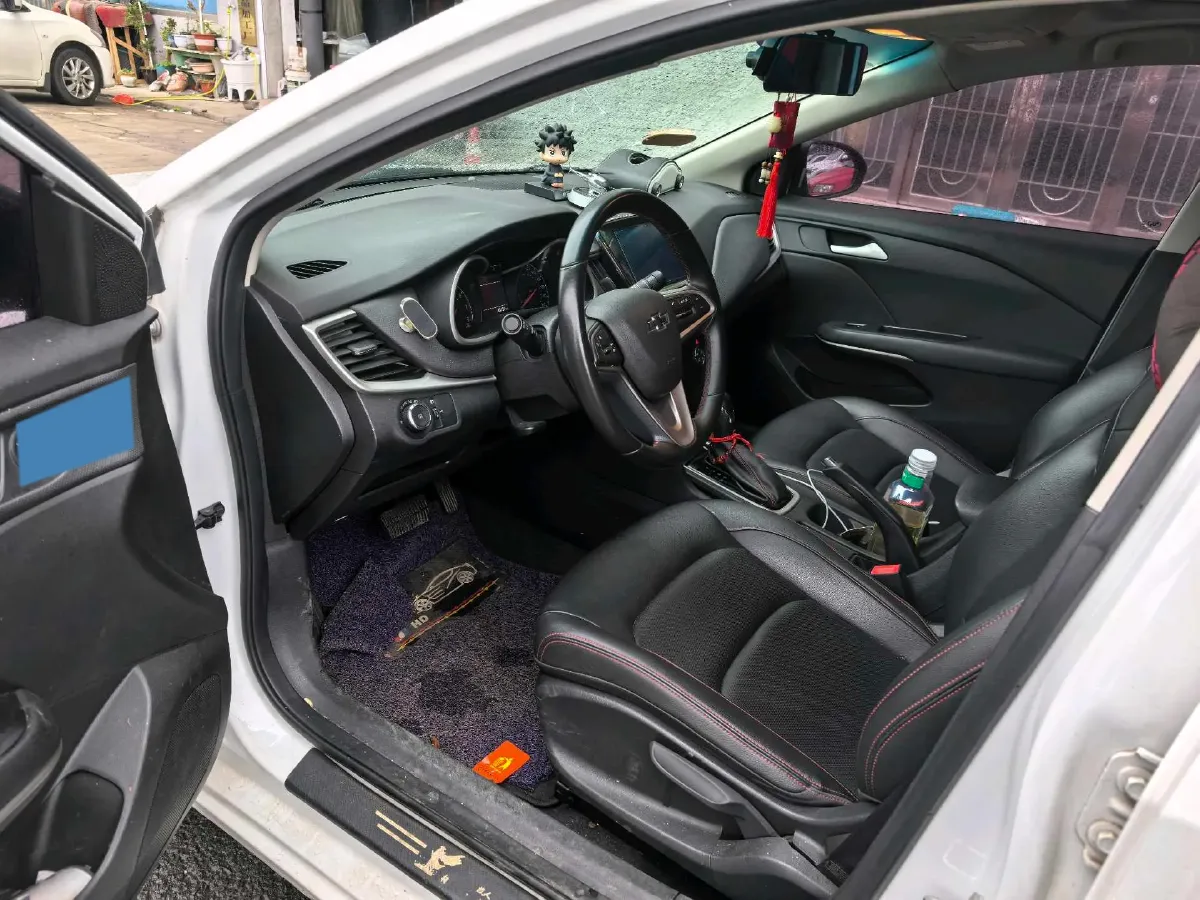 2020 Chevrolet Monza 1.0T 125HP L3 6DCT,autocango,china used car exporter,china ev exporter,chinese used car exporter,chinese used ev exporter