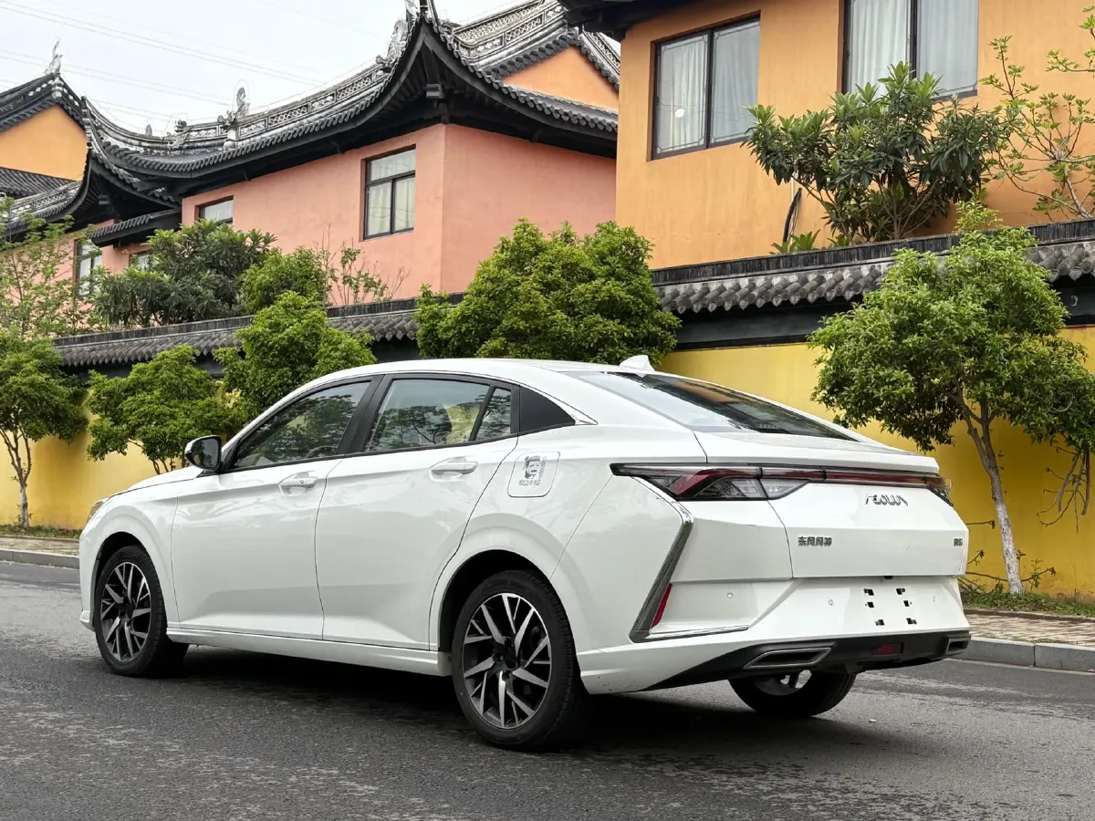 2021 DongFeng Aeolus YiXuan 1.5T 150HP L4 6DCT,autocango,china used car exporter,china ev exporter,chinese used car exporter,chinese used ev exporter